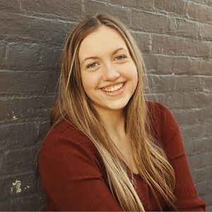 Meet your Posher, Leah